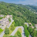 Pet Friendly Mirabeau Hotel