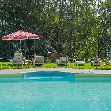 Pet Friendly Mirabeau 호텔 3*