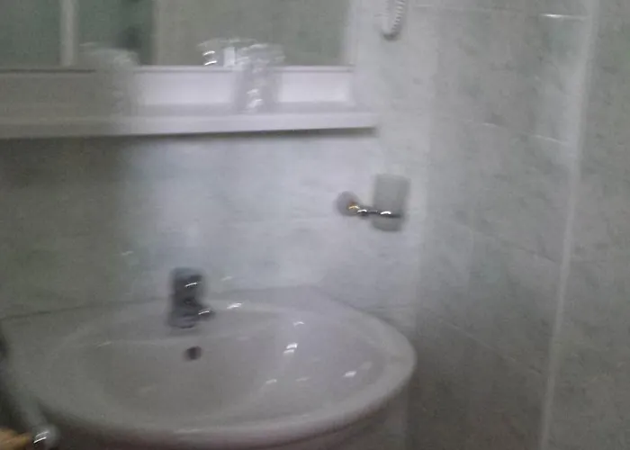 فندق Pet Friendly Mirabeau 3*