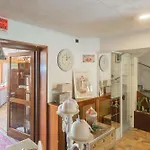 Pet Friendly Mirabeau 3*