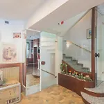 Pet Friendly Mirabeau Hotel Bellagio